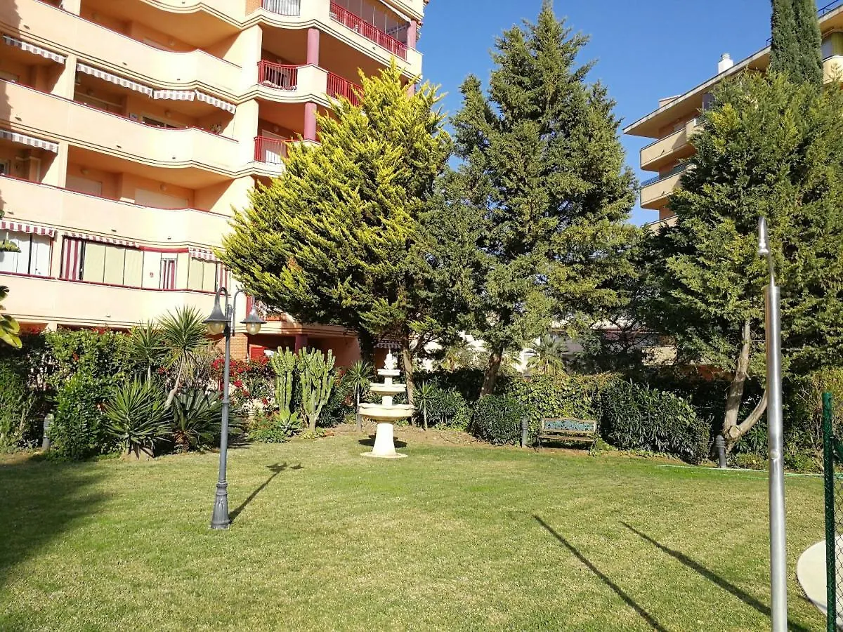 Apartamento en Fuengirola 0*,  España